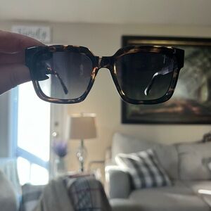 Tortoise Shell Square Sunglasses